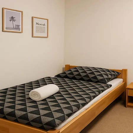 Hébergement de vacances Naehe Frankfurt Fuer Monteure-gruppen Bis 10 Personen *