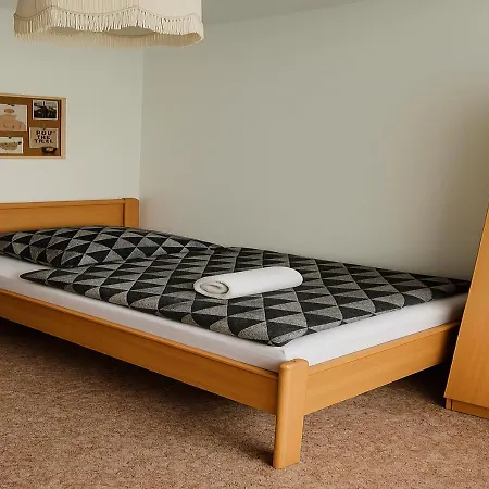 Naehe Frankfurt Fuer Monteure-gruppen Bis 10 Personen