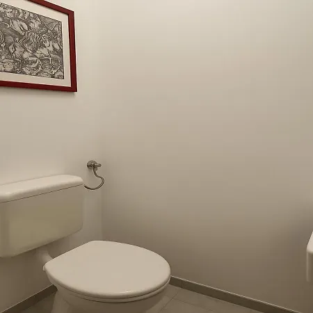 Naehe Frankfurt Fuer Monteure-gruppen Bis 10 Personen Hébergement de vacances *