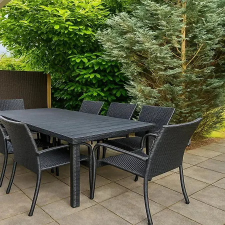 Haus Mit 5 Zimmern Langfristig Zu Vermieten *