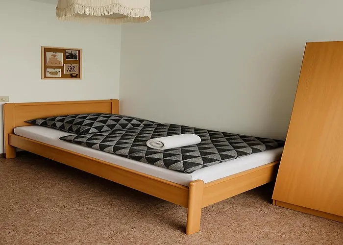 Naehe Frankfurt Fuer Monteure-gruppen Bis 10 Personen