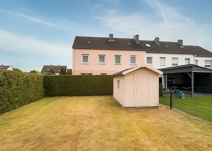 Casa de Férias Naehe Frankfurt Fuer Monteure-gruppen Bis 10 Personen Dietzenbach