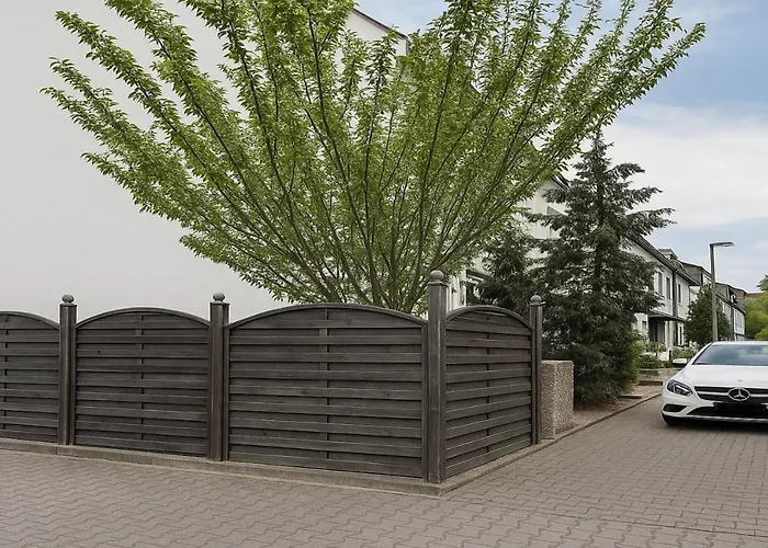 Naehe Frankfurt Fuer Monteure-gruppen Bis 10 Personen Casa de Férias Dietzenbach